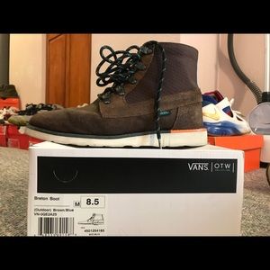 Vans Breton Chukka Boots 8.5